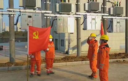 “火線”入黨，在湖北保衛(wèi)戰(zhàn)的戰(zhàn)場上接受組織的考驗