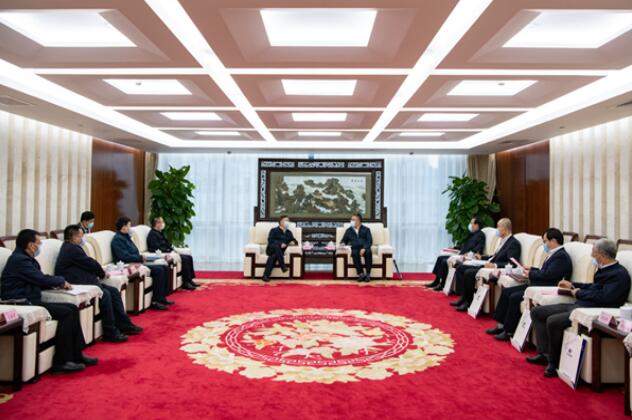 葉向東會(huì)見中國(guó)安能集團(tuán)總經(jīng)理、黨委副書記李躍平