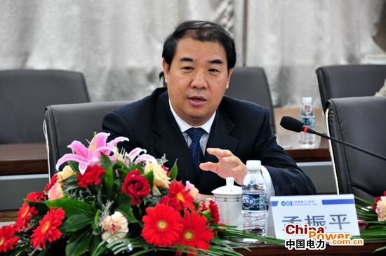 孟振平談國有企業(yè)：要扛起國企政治責(zé)任，旗幟鮮明講政治