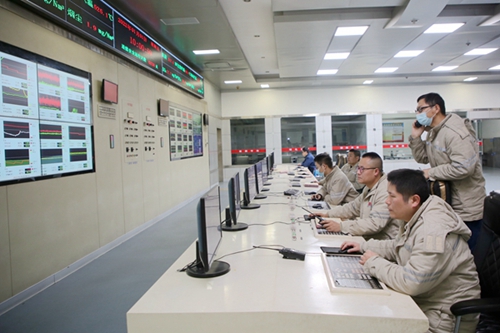 圖片1：“萬(wàn)家燈火，他們用心守護(hù)!”.JPG