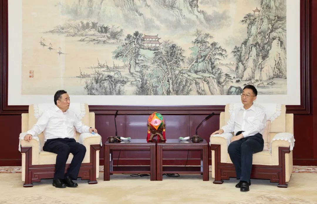 宋海良拜會(huì)廣西壯族自治區(qū)黨委書記劉寧、自治區(qū)主席藍(lán)天立