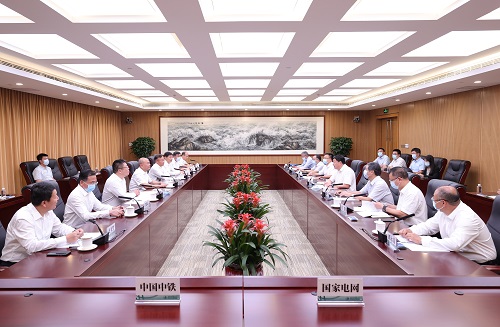 國家電網(wǎng)公司總經(jīng)理、黨組副書記張智剛與中國中鐵董事長陳云會談