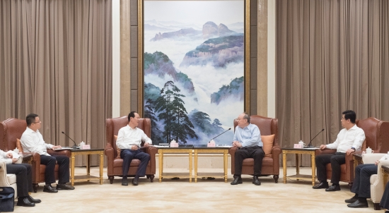 中國(guó)電建集團(tuán)公司黨委書(shū)記、董事長(zhǎng)丁焰章拜會(huì)福建省委書(shū)記尹力、省長(zhǎng)趙龍
