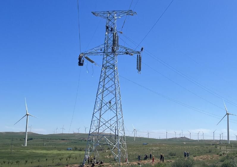 220千伏海春線、中海油化德風(fēng)電場(chǎng)35千伏集電線路順利改造完成