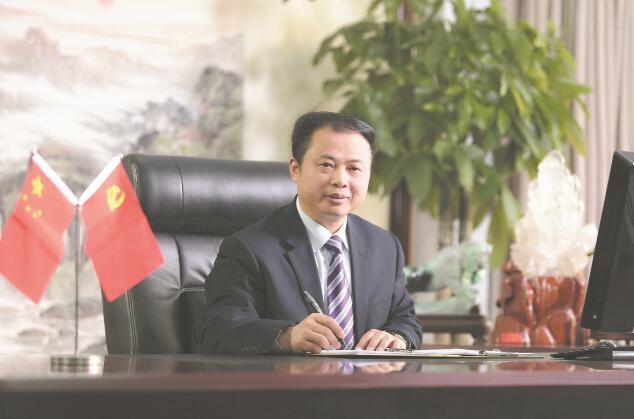 全國人大代表、天能控股集團有限公司董事長張?zhí)烊危喊l(fā)揮科技創(chuàng)新主力軍作用 推動儲能產(chǎn)業(yè)高質(zhì)量發(fā)展