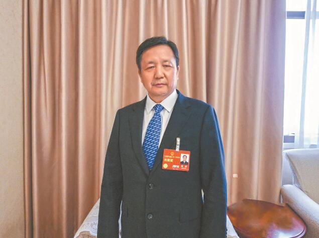 新型電力系統(tǒng)建設(shè)為電力裝備制造業(yè)帶來新機遇——訪全國人大代表，全國工商聯(lián)副主席，特變電工股份有限公司黨委書記、董事長張新