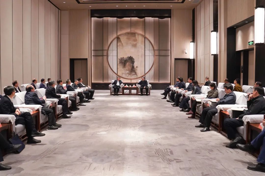 華能集團(tuán)黨組書記、董事長(zhǎng)溫樞剛拜會(huì)雄安新區(qū)黨工委書記、管委會(huì)主任張國(guó)華