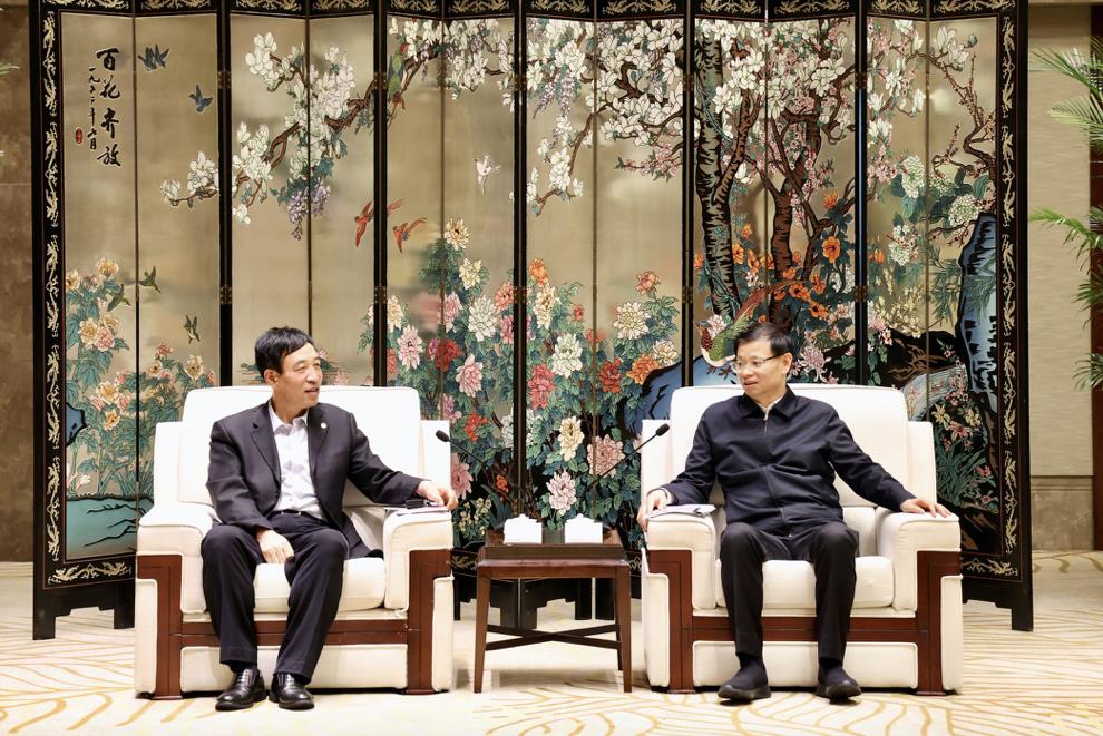中國(guó)能建黨委副書記、總經(jīng)理孫洪水拜會(huì)江蘇省省長(zhǎng)許昆林