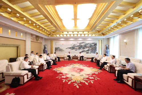 中國電建黨委副書記、總經理王斌與山東省委常委、煙臺市委書記江成會談