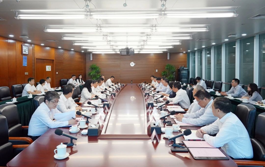 中國能建黨委書記、董事長宋海良與中國海油黨組書記、董事長汪東進會談