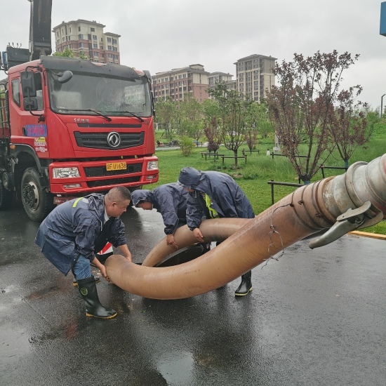 聞“汛”而動，彰顯央企擔(dān)當(dāng)——水電三局雄安項目全力奮戰(zhàn)防汛搶險第一線