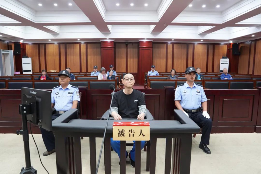 貴州電網(wǎng)有限責任公司原黨委委員、工會主席張帆受賄案一審宣判