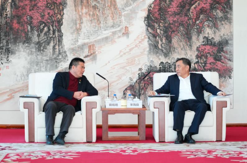 宋海良與“三新”聯(lián)盟成員遠(yuǎn)東控股集團(tuán)創(chuàng)始人、董事局主席蔣錫培會(huì)談