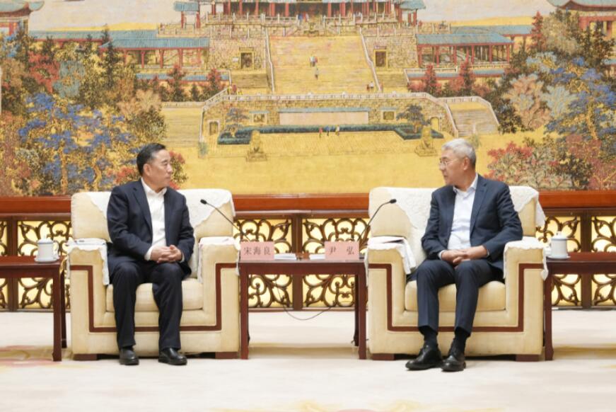 宋海良拜會(huì)江西省委書記尹弘、省長(zhǎng)葉建春并見證簽署戰(zhàn)略合作協(xié)議