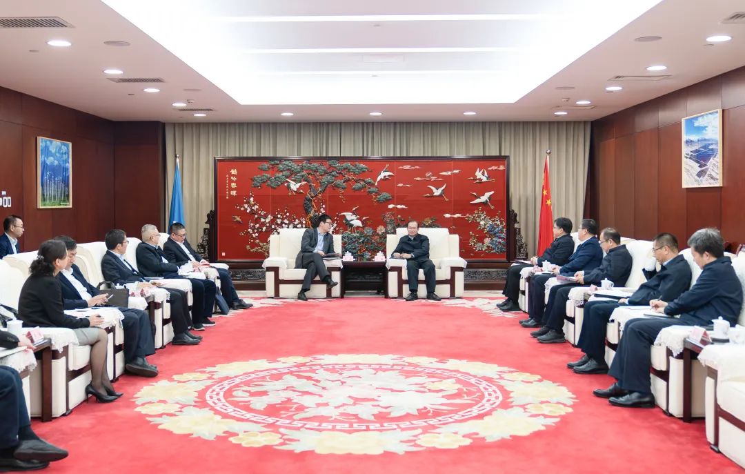 華電黨組書記、董事長江毅會見上海電氣集團黨委書記、董事長吳磊
