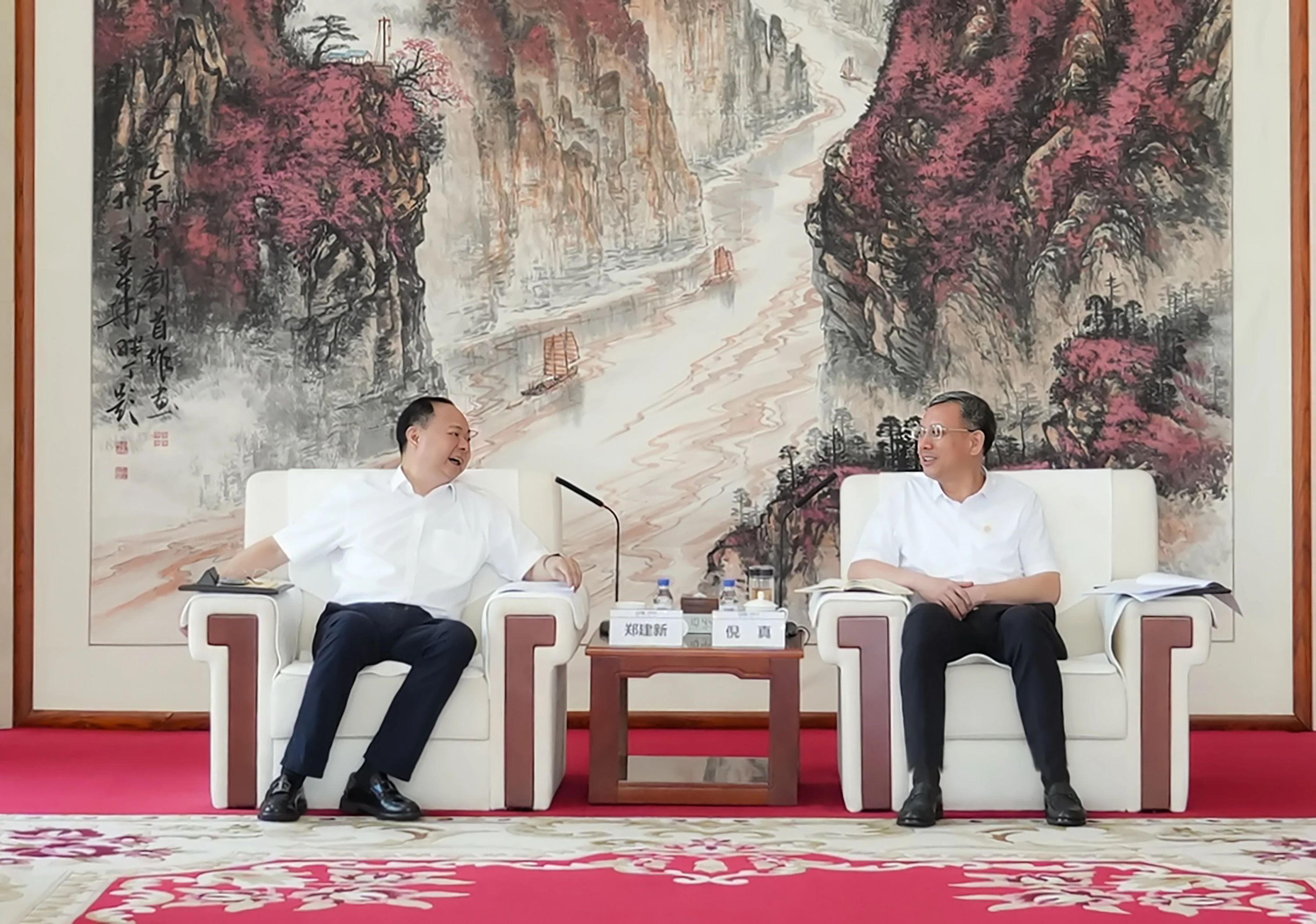 中國能建黨委副書記、總經(jīng)理倪真會(huì)見湖南省央企對(duì)接合作暨重大招商引資駐京工作專班主任鄭建新