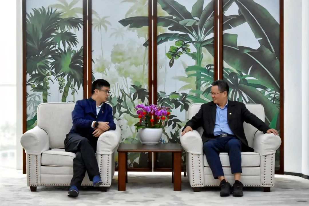 國電投海南公司黨委副書記、總經(jīng)理劉波濤拜訪大唐海南公司黨委書記、董事長王俊啟